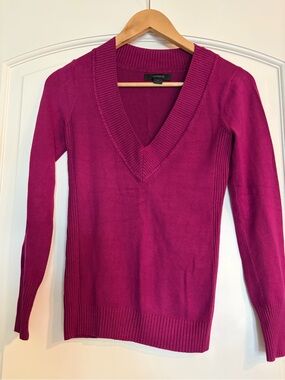 Express Women's Deep V-Neck Magenta Y2K Sweater XS
